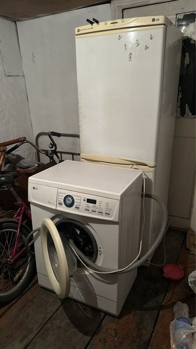 Продам Холодильник и стиралку