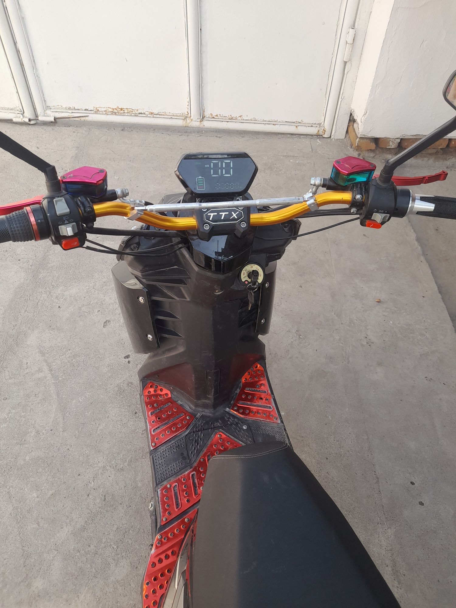 Zõrrrr skuterrrs