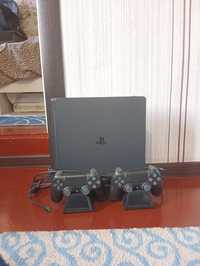 Продам PlayStation4