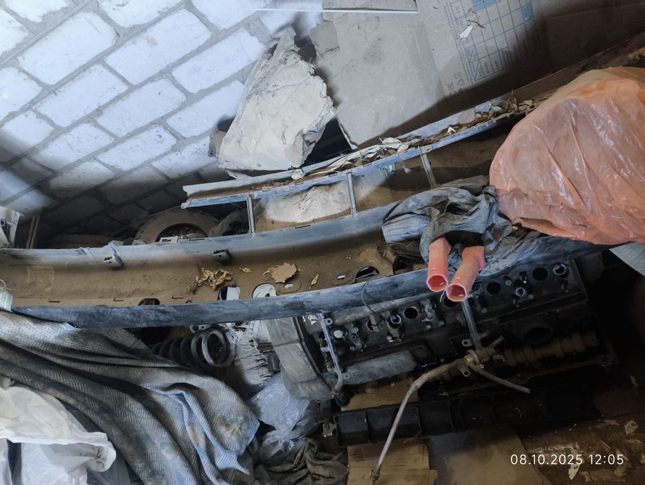 Мотор БМВ е34 2 куб головкада трещина бар