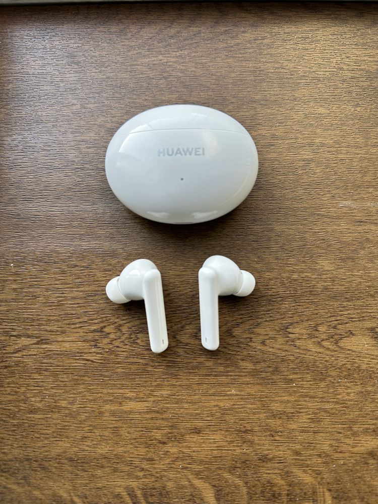 Huawei FreeBuds 4i