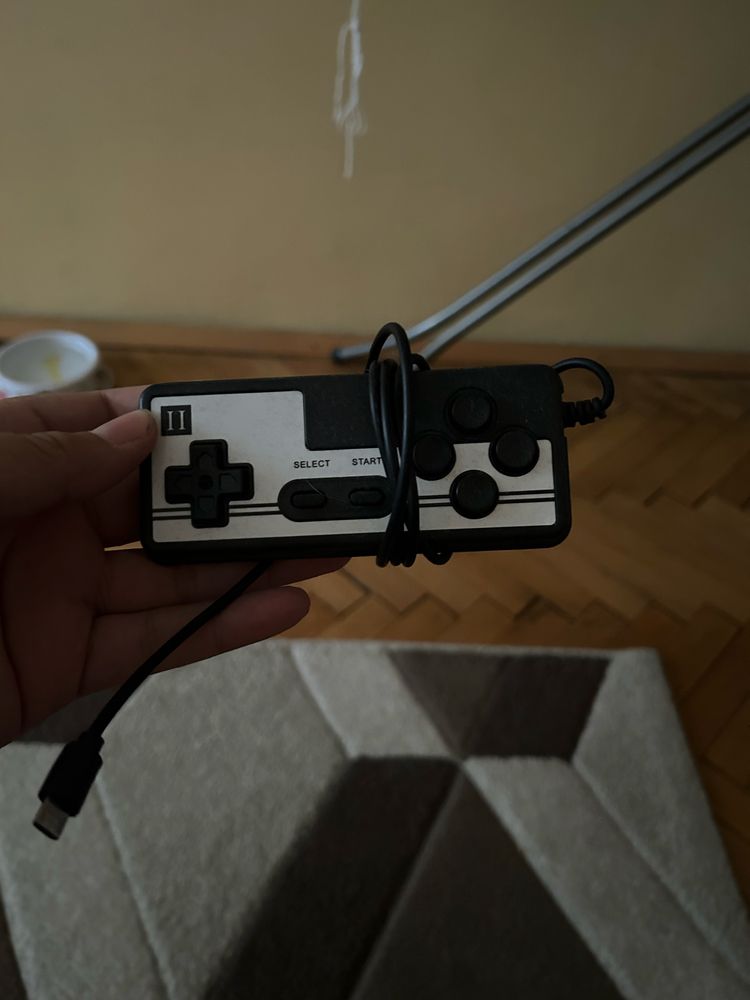 Конзола за ретро игри 400 игри