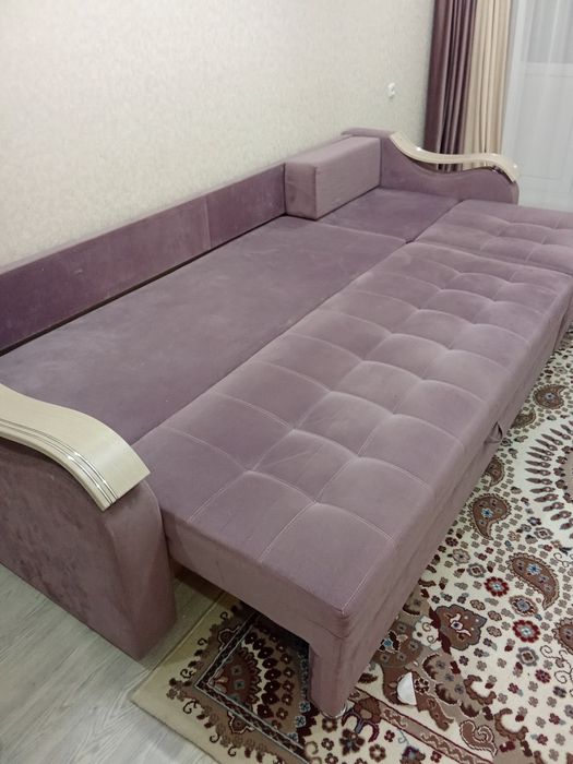 Продаю диван В отличном состоянии
