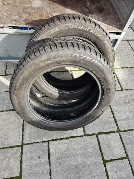 Pirelli Sottozero Winter 3 Seal 215/55/r17