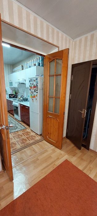 3 xonali Chilonzor 11kv da 77seryali kvartra sotiladi