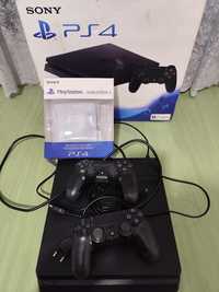 PlayStation 4 ...