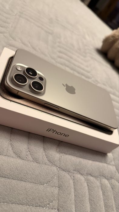 Vand iphone 15 pro Max