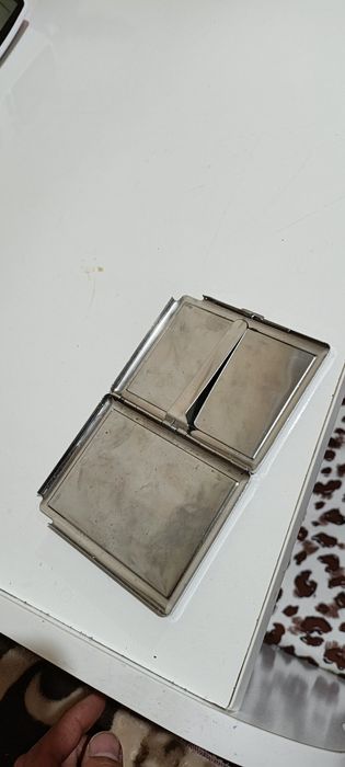 Продаётся портсигар Louis Vuitton