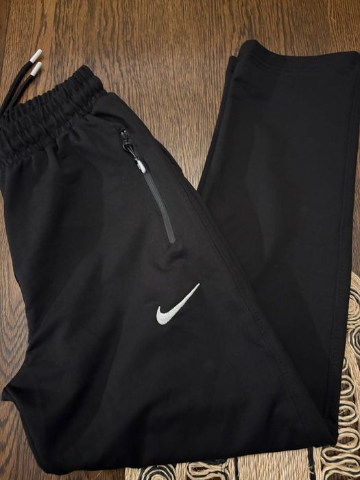 Pantaloni nike S