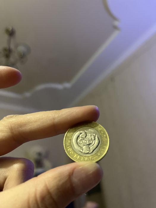Монеты 100 тг коллекционер