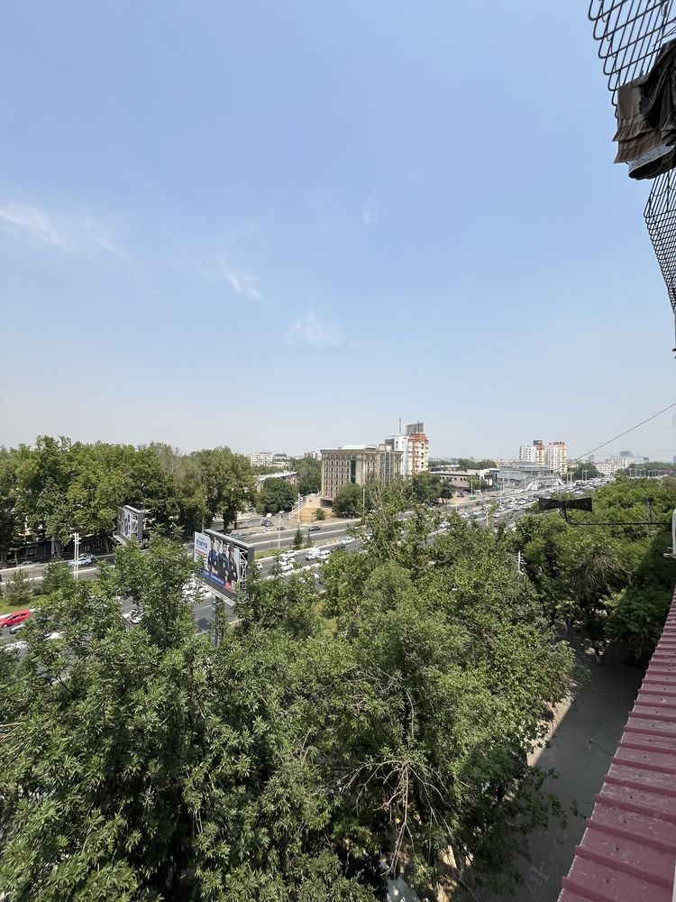 Хамза метро (Новза) 3 хона 70м2 срочно сотилади