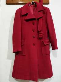 Пальто женское  размер  42 - 44 штук