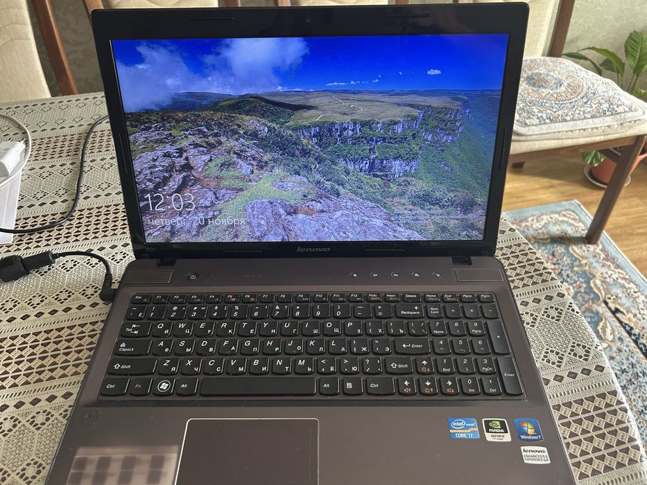 Продам ноутбук LENOVA, в хорошем состоянии, полностью исправен