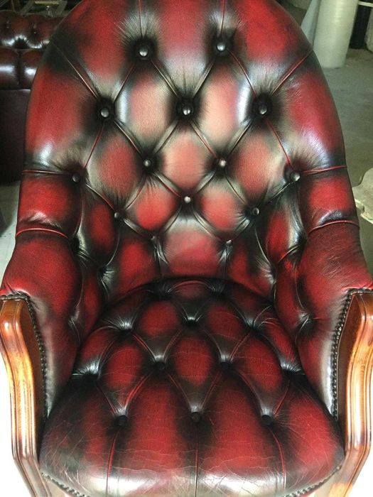 Scaun de birou chesterfield!