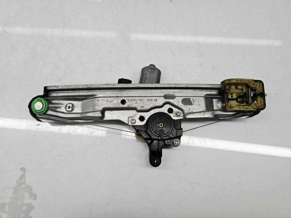 Macara electrica geam dreapta spate Ford Focus 3 [Fabr 2010-2018] BM51