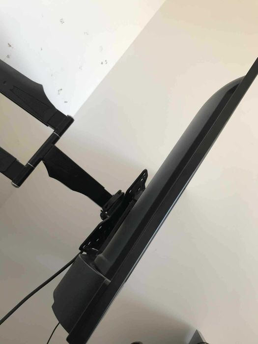 телевизор Hitachi 32