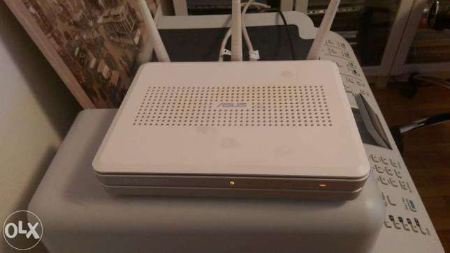 Router Wireless ASUS WL 500W 300Mbs