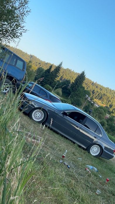 Vând bmw e39 525