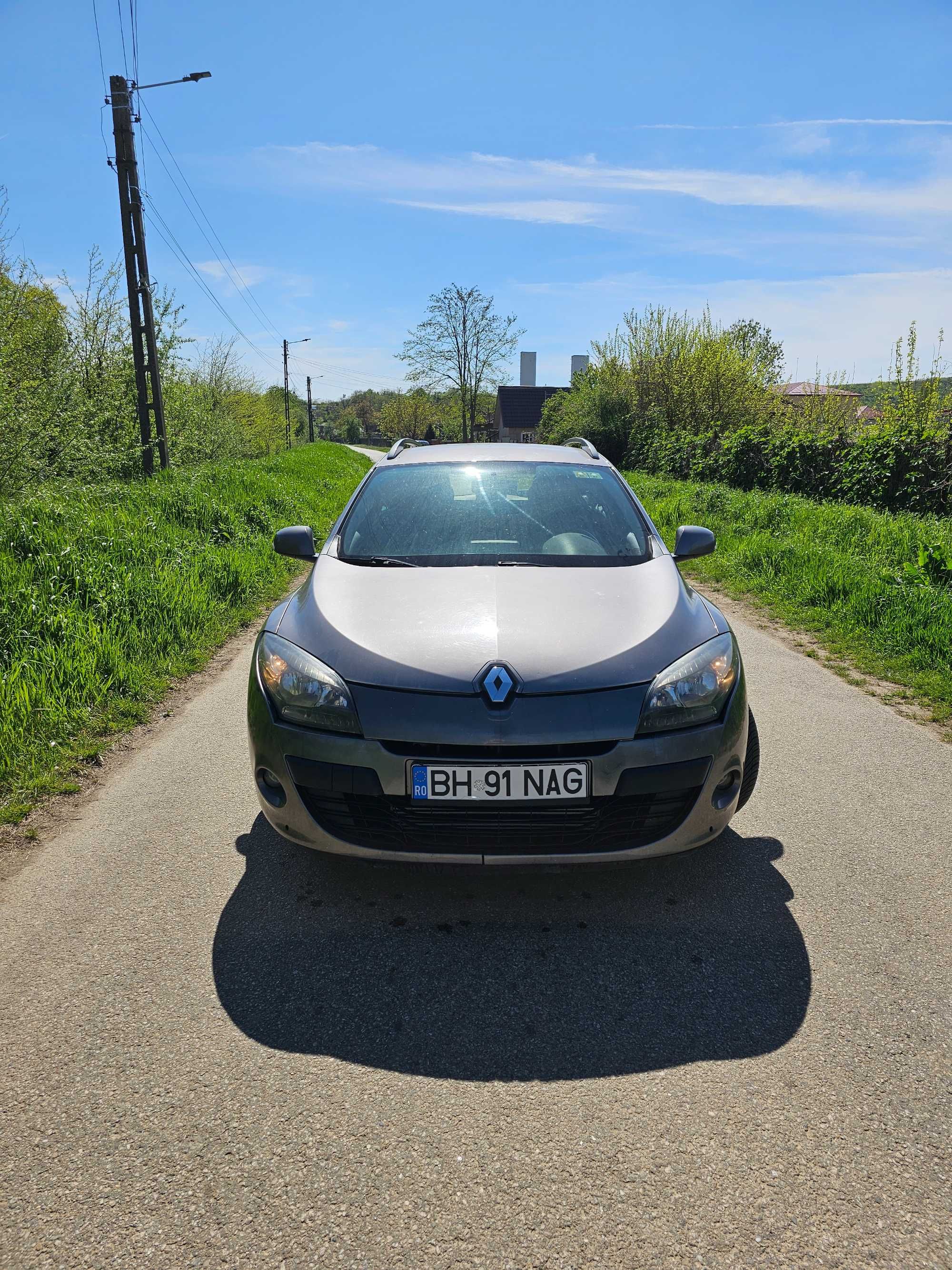 RENAULT Megane III Grandtour 1.5 Dci 110 HP