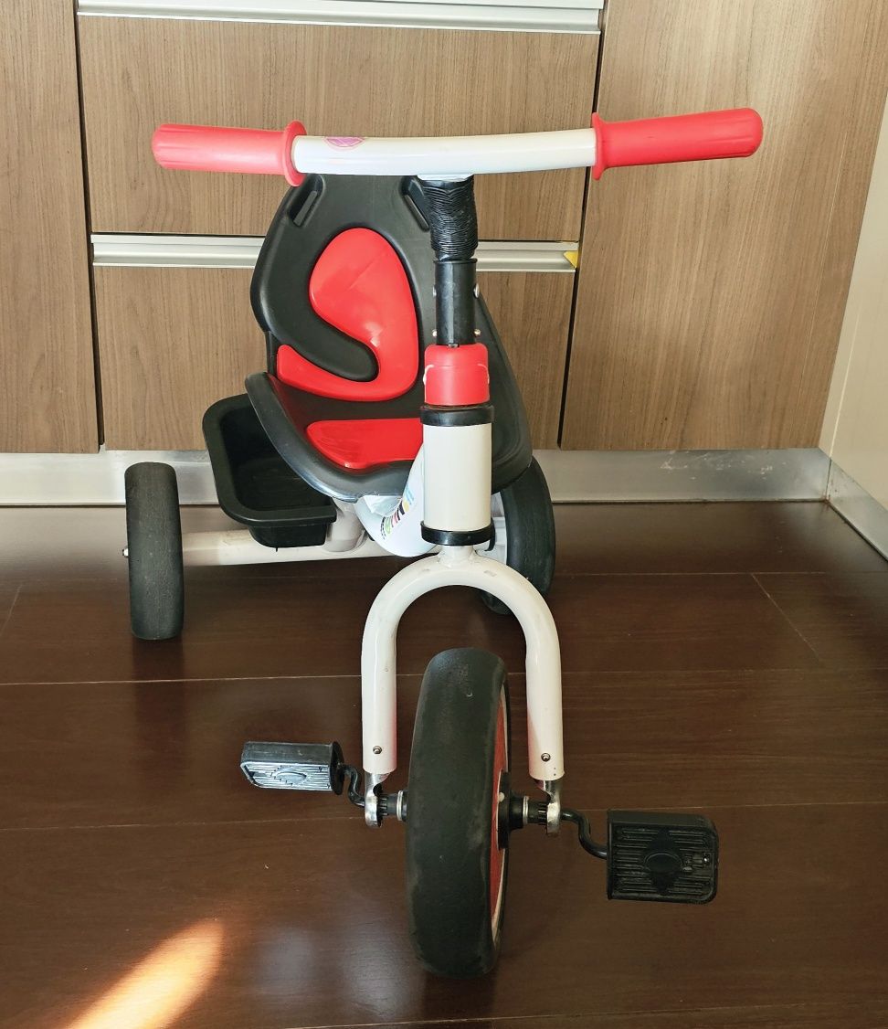 Детска триколка Chipolino Рънър + подарък камионче Ride-on