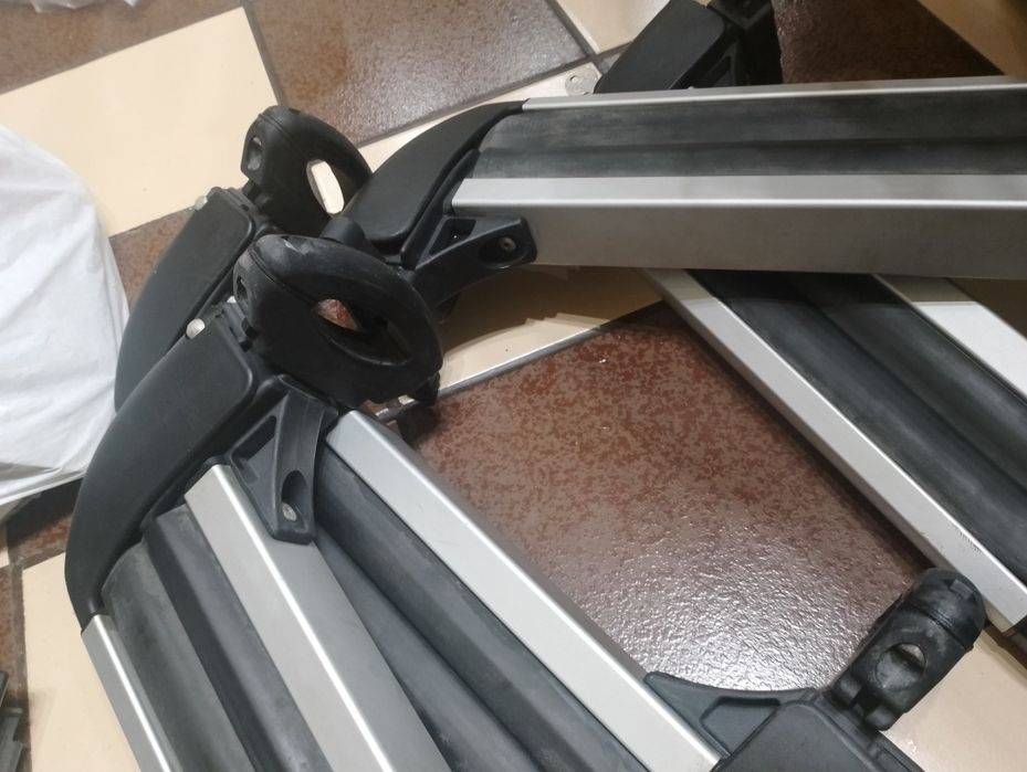 Багажник -стойка за ски 3-чф.