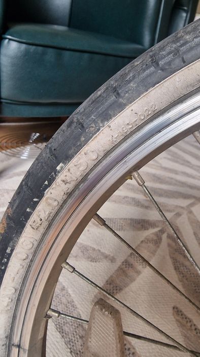 Vând bicicleta copii 4-7 ani