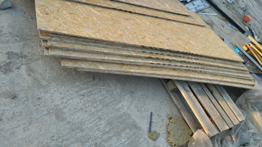 ОСБ срочно продам 11 штук толщина 1 см