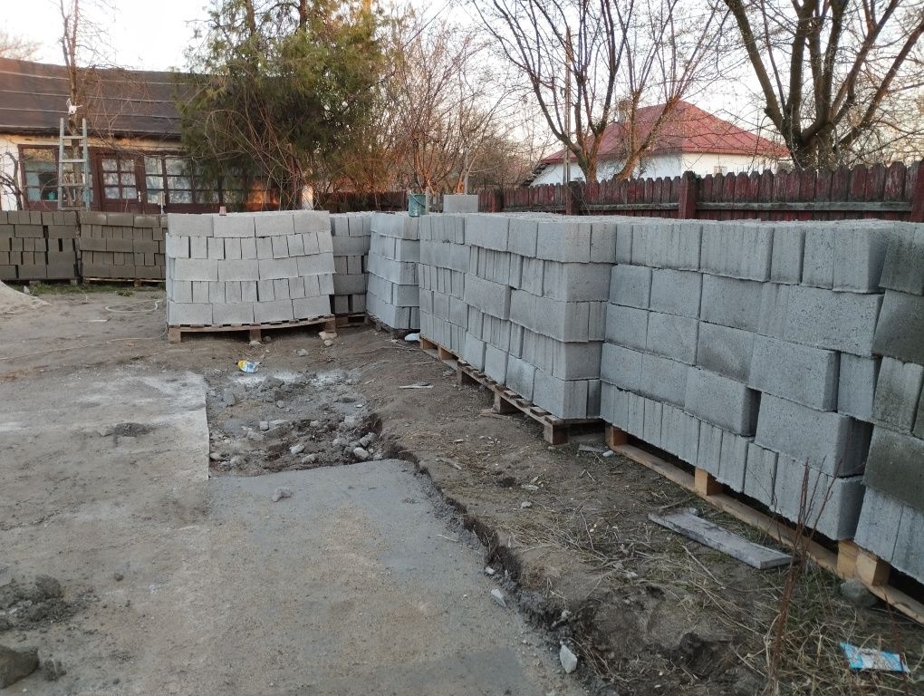 Boltari beton de zidit