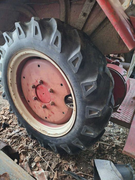 Tractor McCormick D215