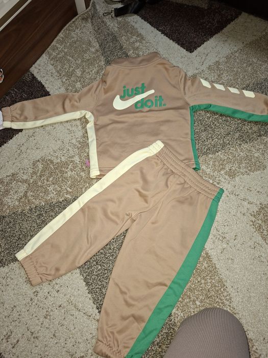 Детски комплект Nike 2-3 год.