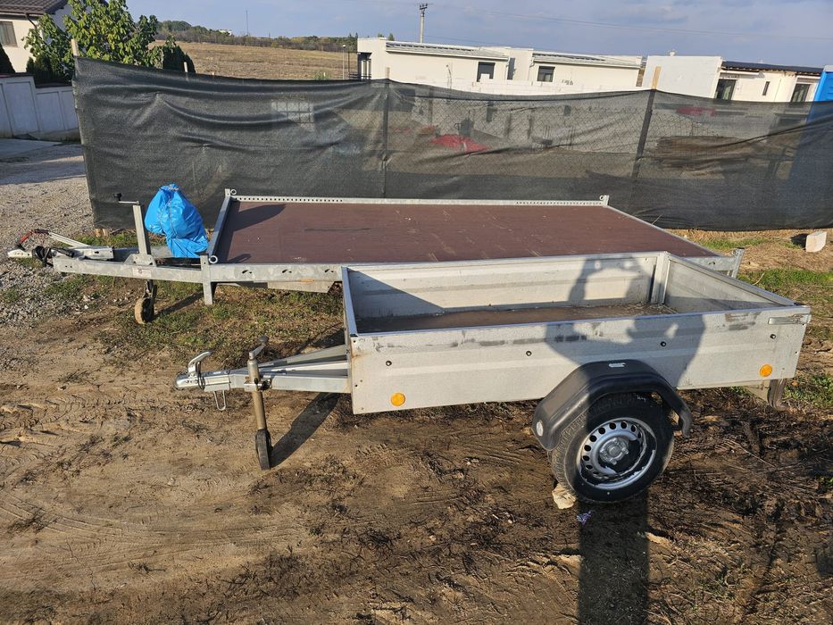Închiriez platformă Auto 2,700 kg  și remorcă  750 kg