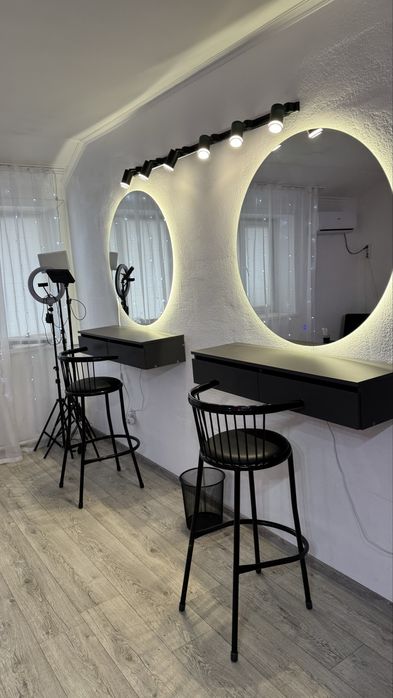 Сдаются столики для бровистов/визажистов