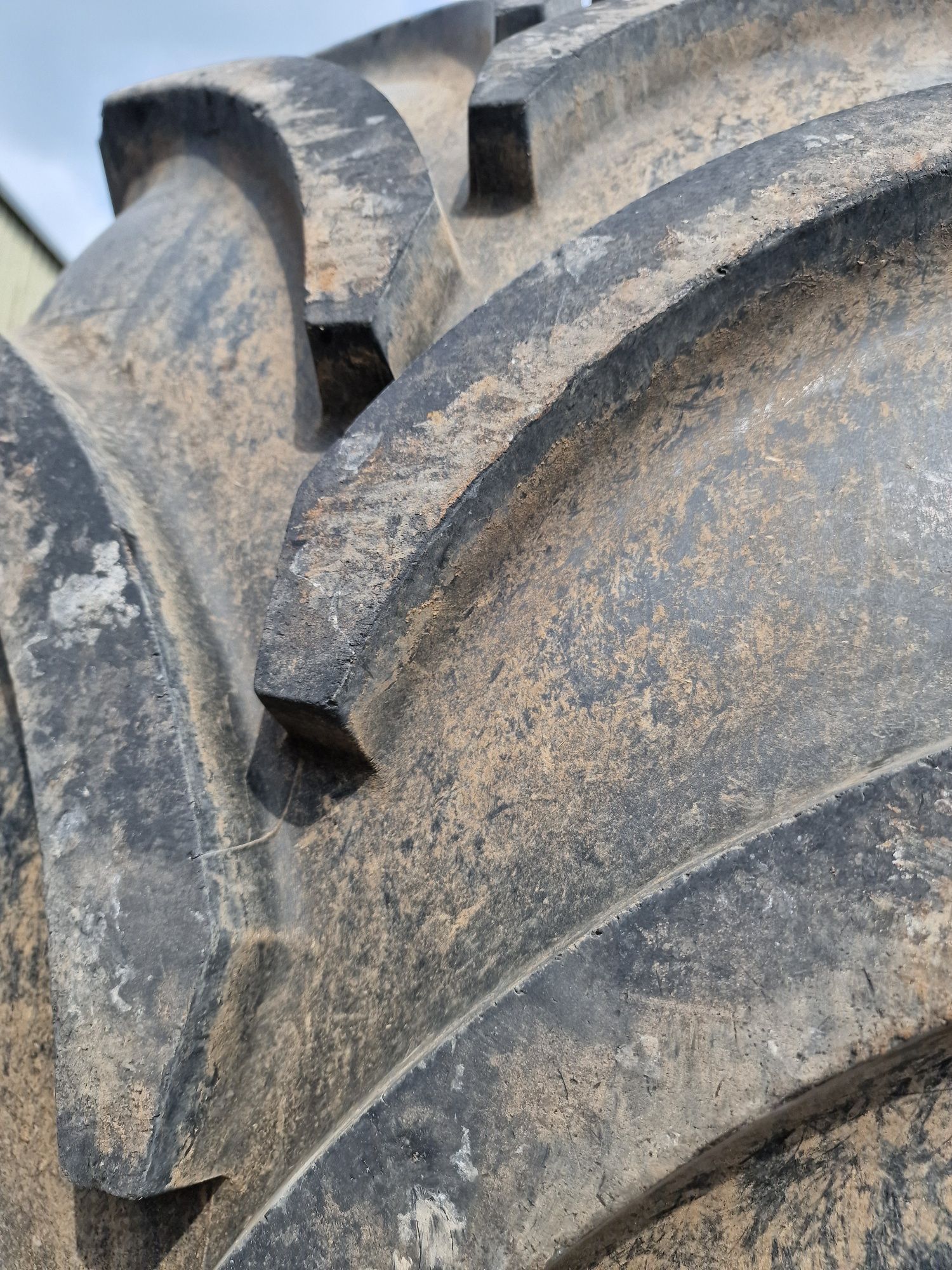 Cauciuc Agricol 600/65R38 marca Vredestein