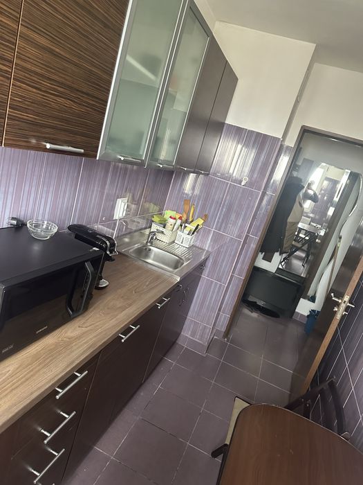 Inchiriez apartament 3 camere Calea Bucuresti zona Institut