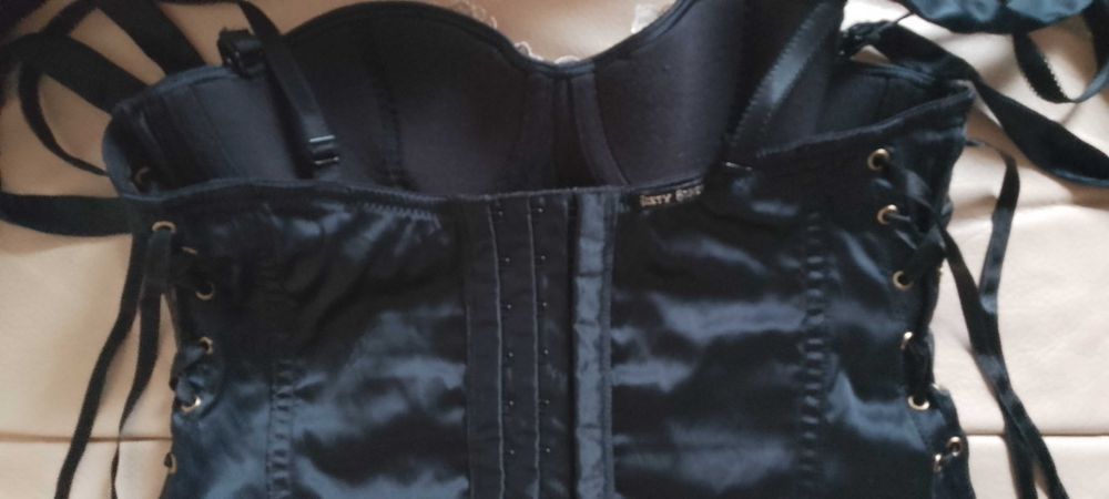 Bustiera satinata/Sixty Eight/