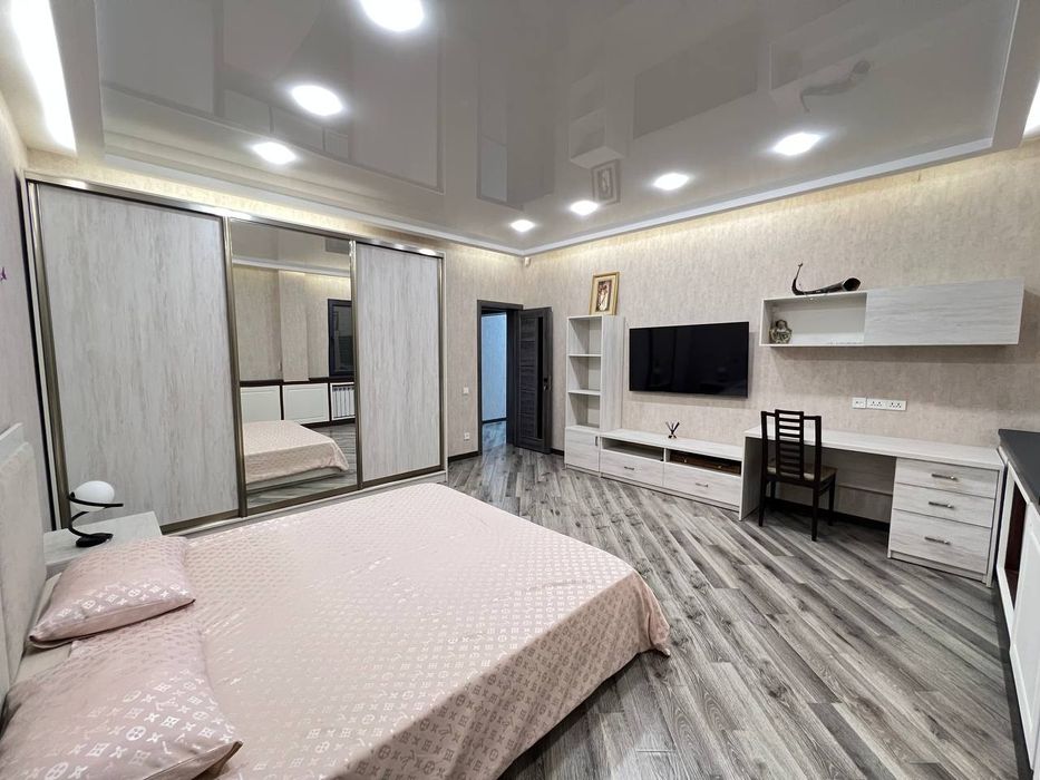 Продажа офис 176кв+Порковка Ор Корзинка Салом!!