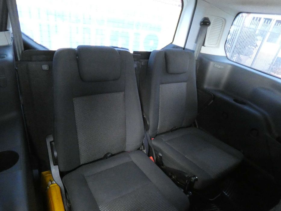 Ford Turneo connect 7 locuri