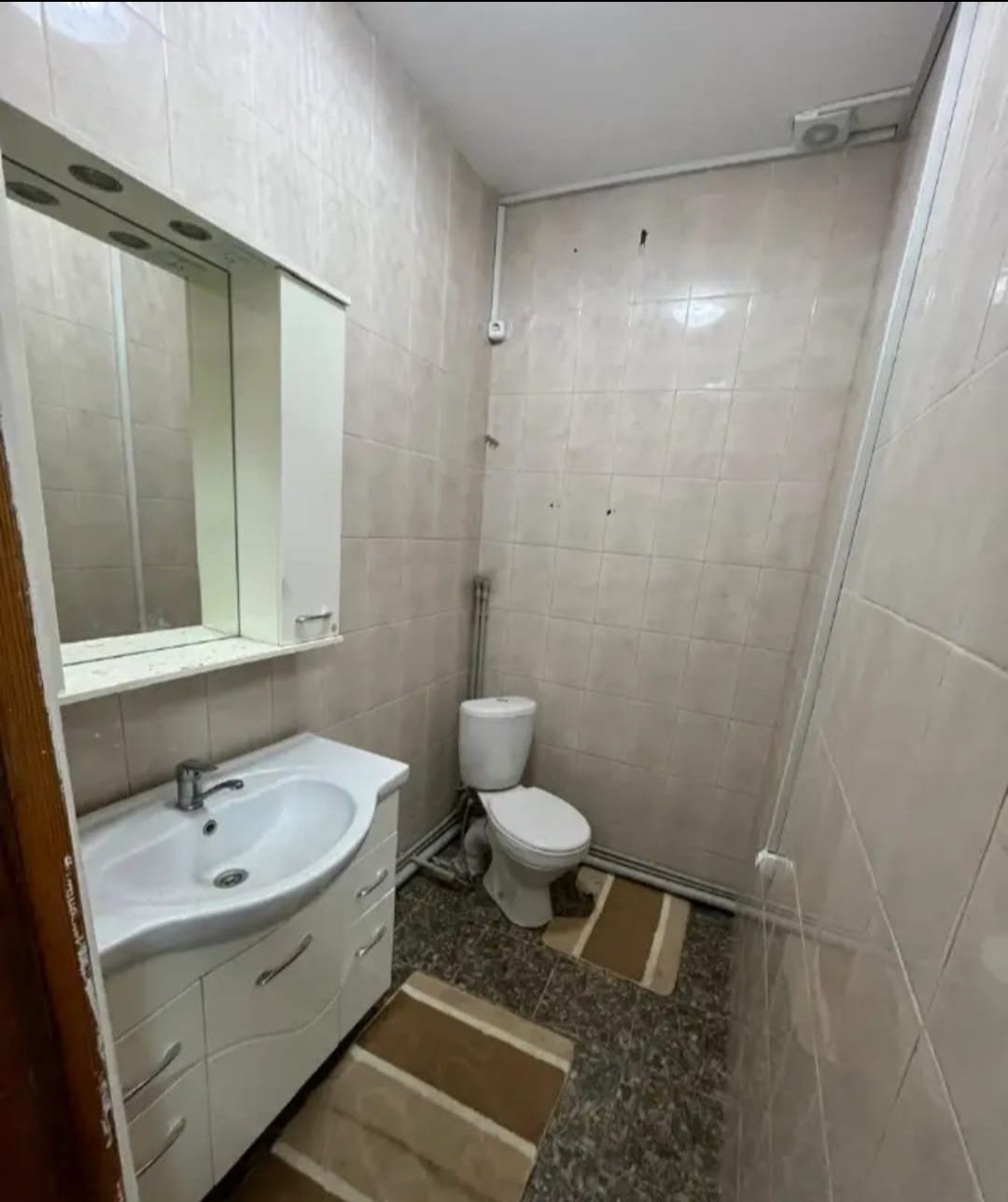 ПРОДАМ  Здание 820квм.
