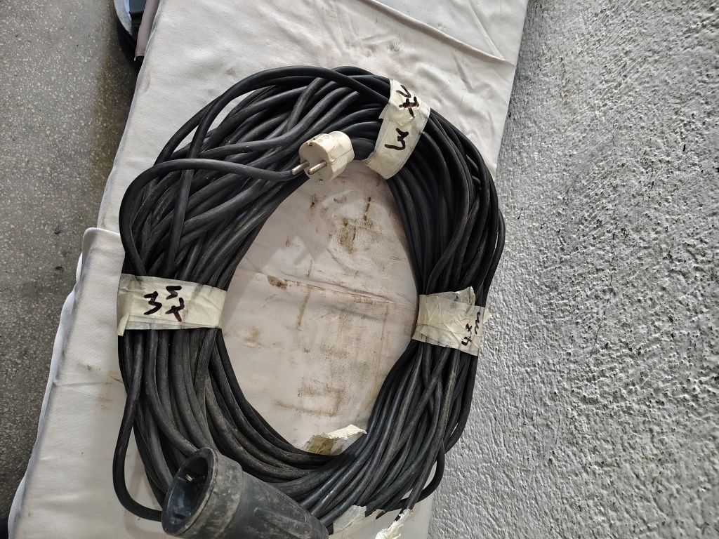 Prelungitor 47 m cablu Siliconat.