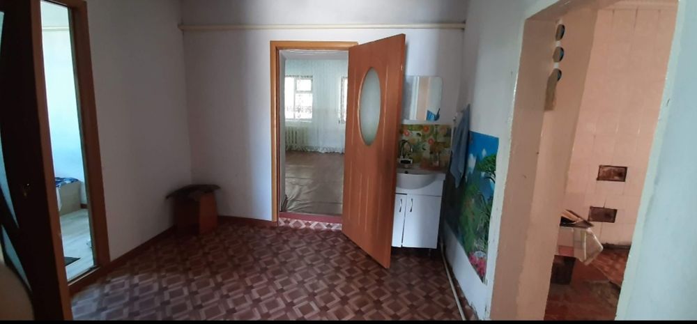 Продам дом в цетре