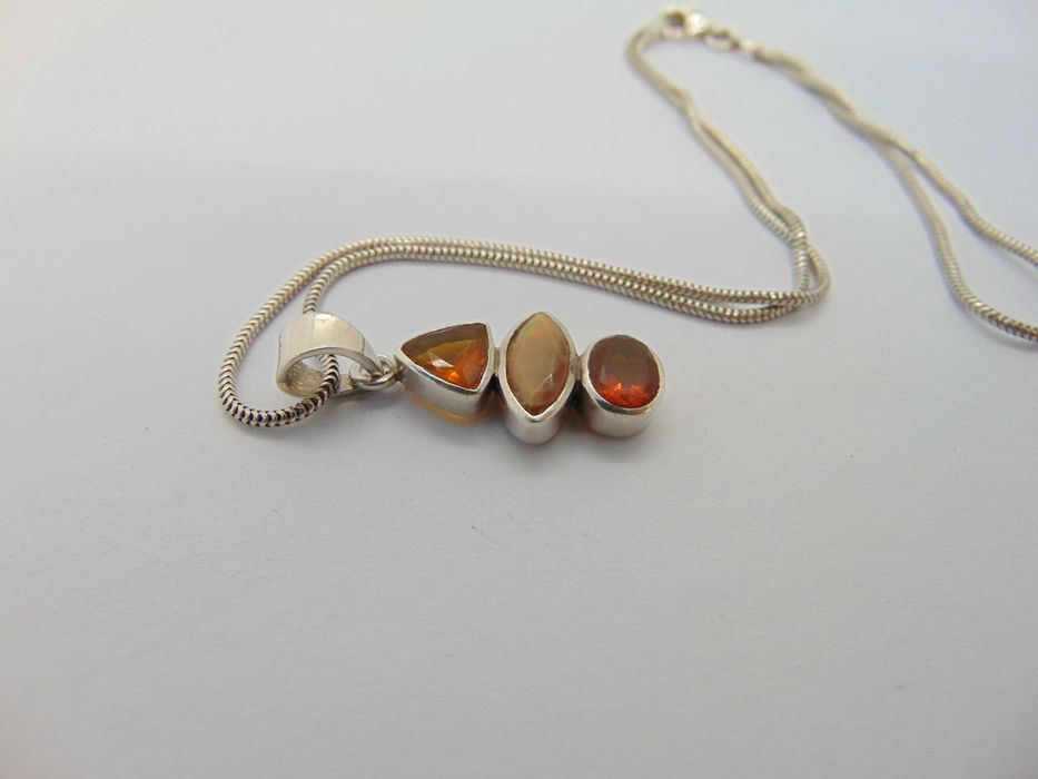 Lant si pandantiv din argint cu citrin