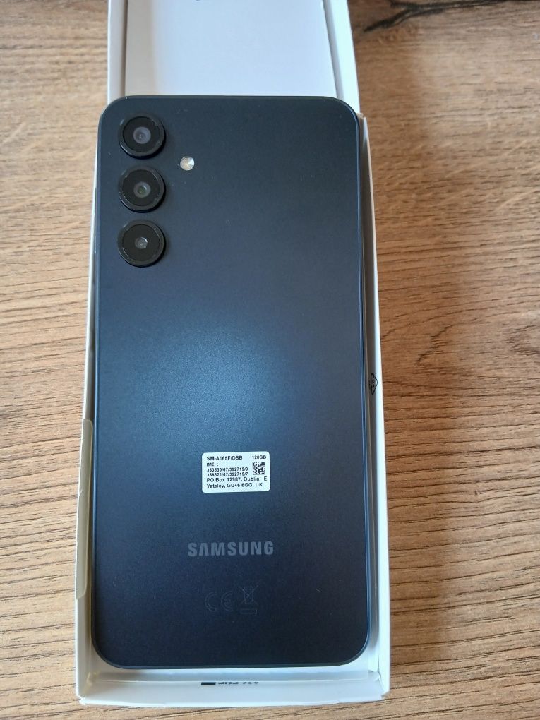 Samsung galaxy a16