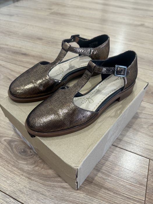 Сандали кожаные Clarks