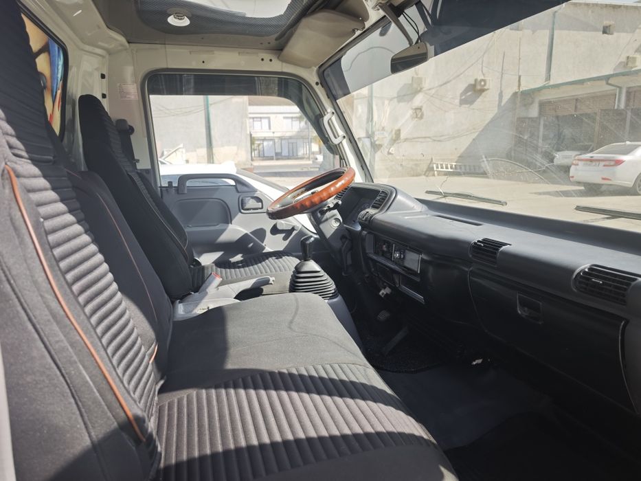 Isuzu NQR 2015-yil. 75 tonnalik.