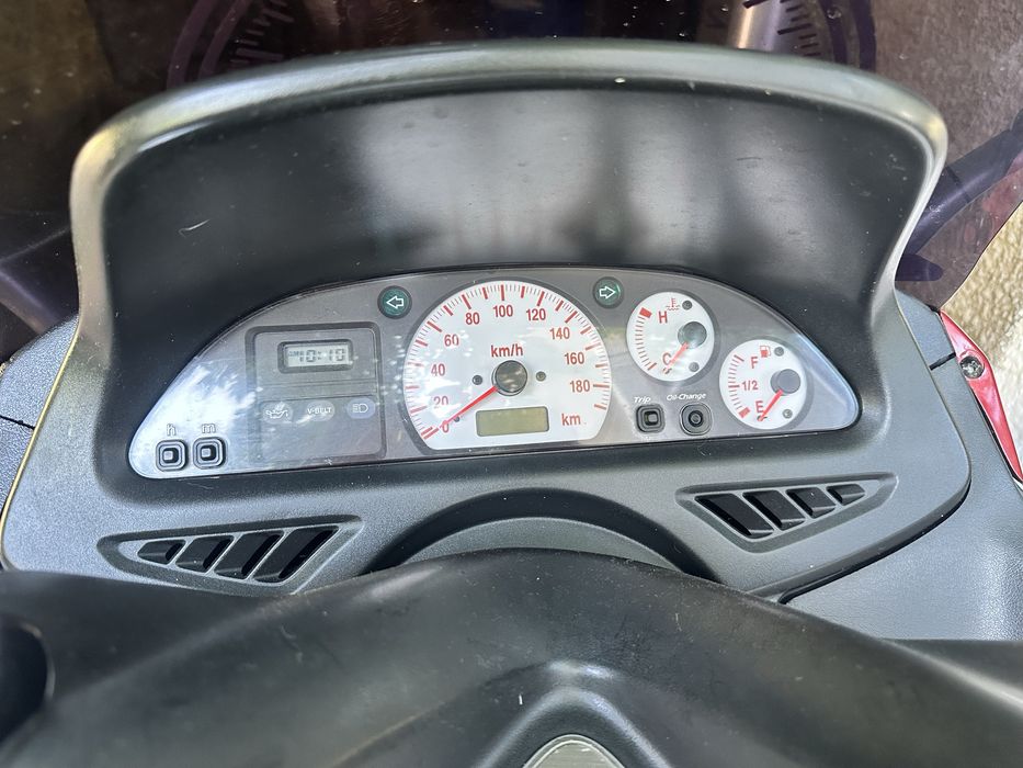 Yamaha t max scuter