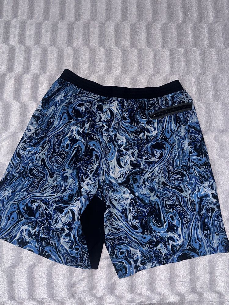 Under armour short