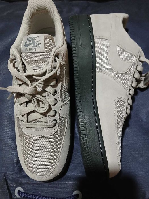 Маратонки  и бутонки НОВИ от Англия