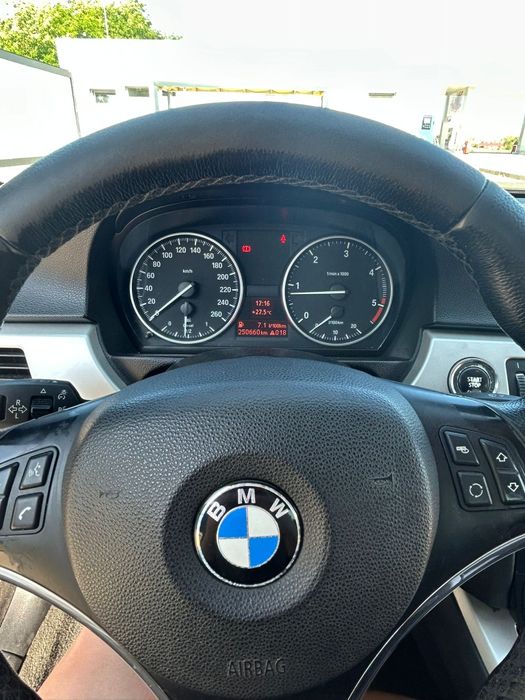Bmw 320D   coupe