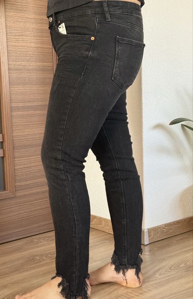 Нови дънки ZARA размер 42