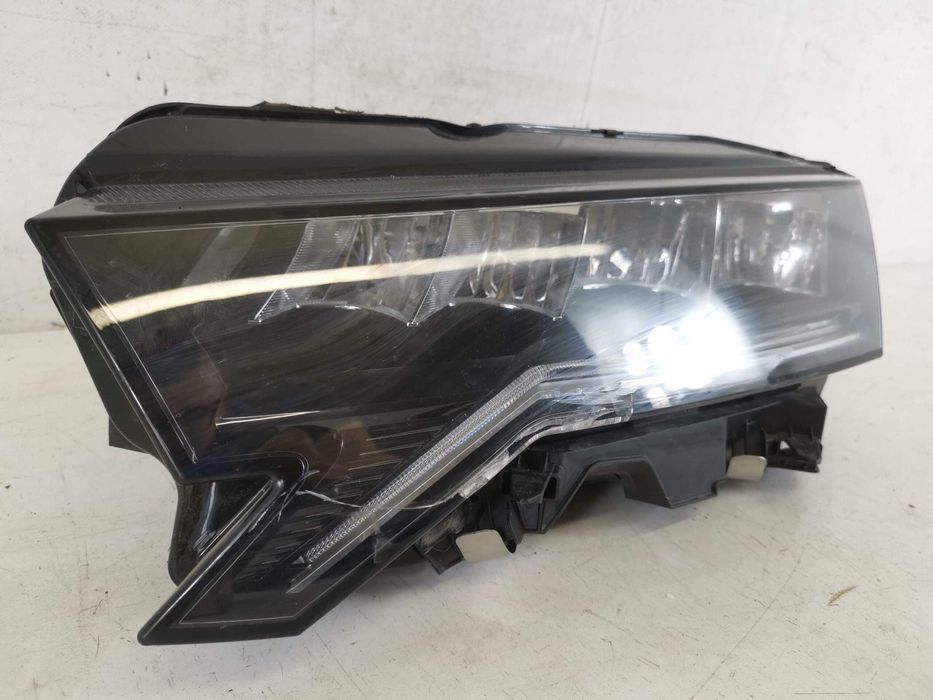 Ляв фар Full Led Шкода Октавия 4 Фейслифт Оригинален Авариран Skoda Oc